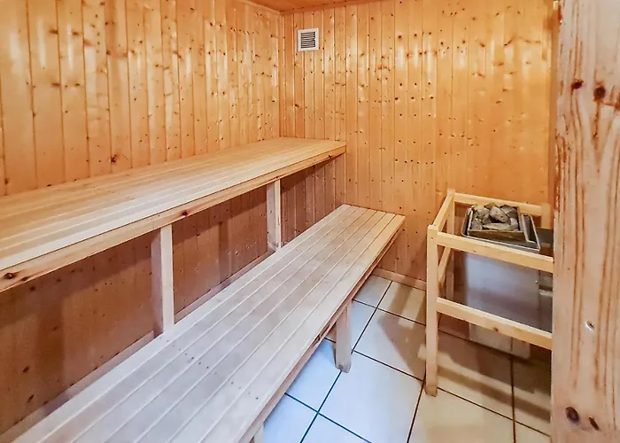 In With Sauna Hébergement de vacances *